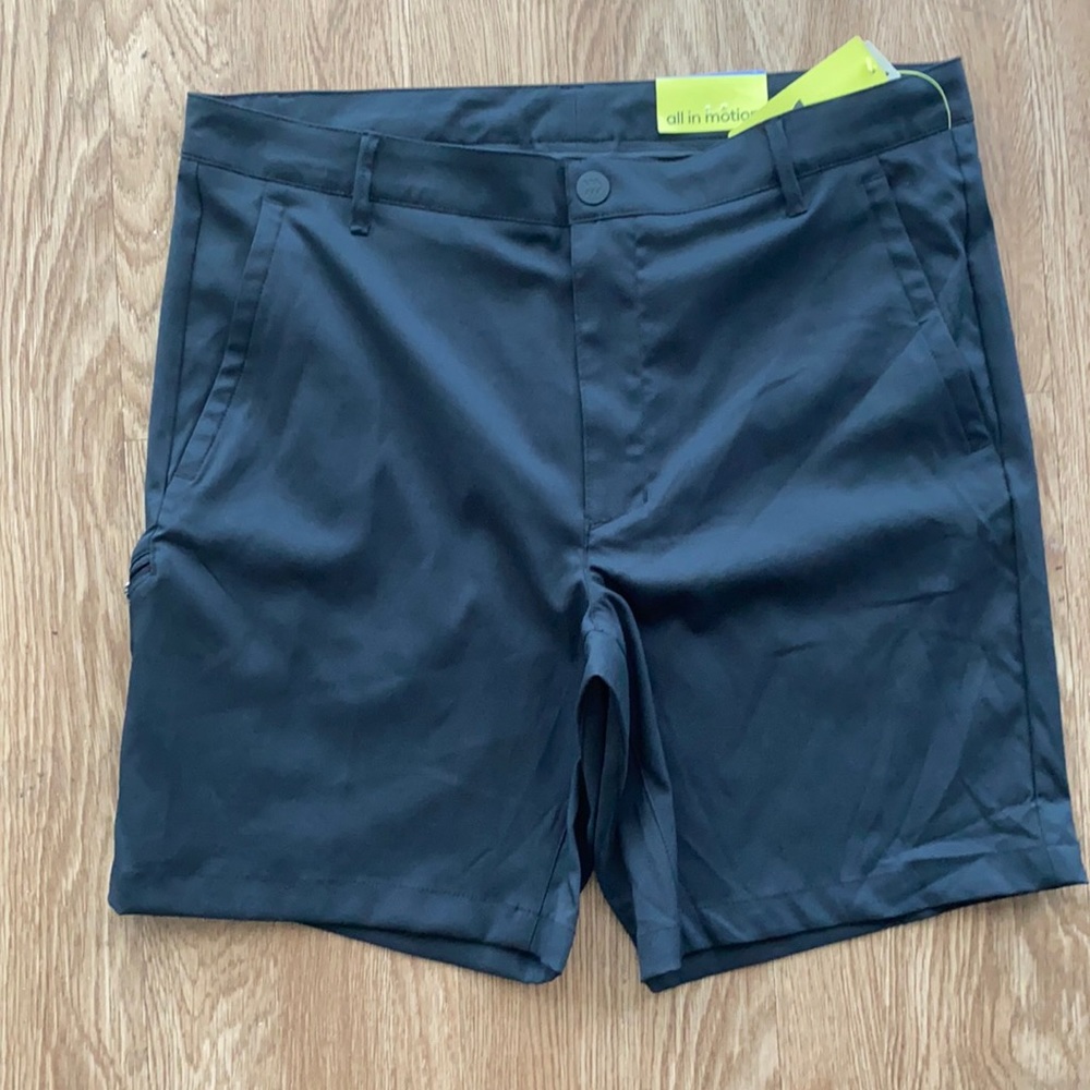 (M) Cargo Golf Shorts (SOLD)